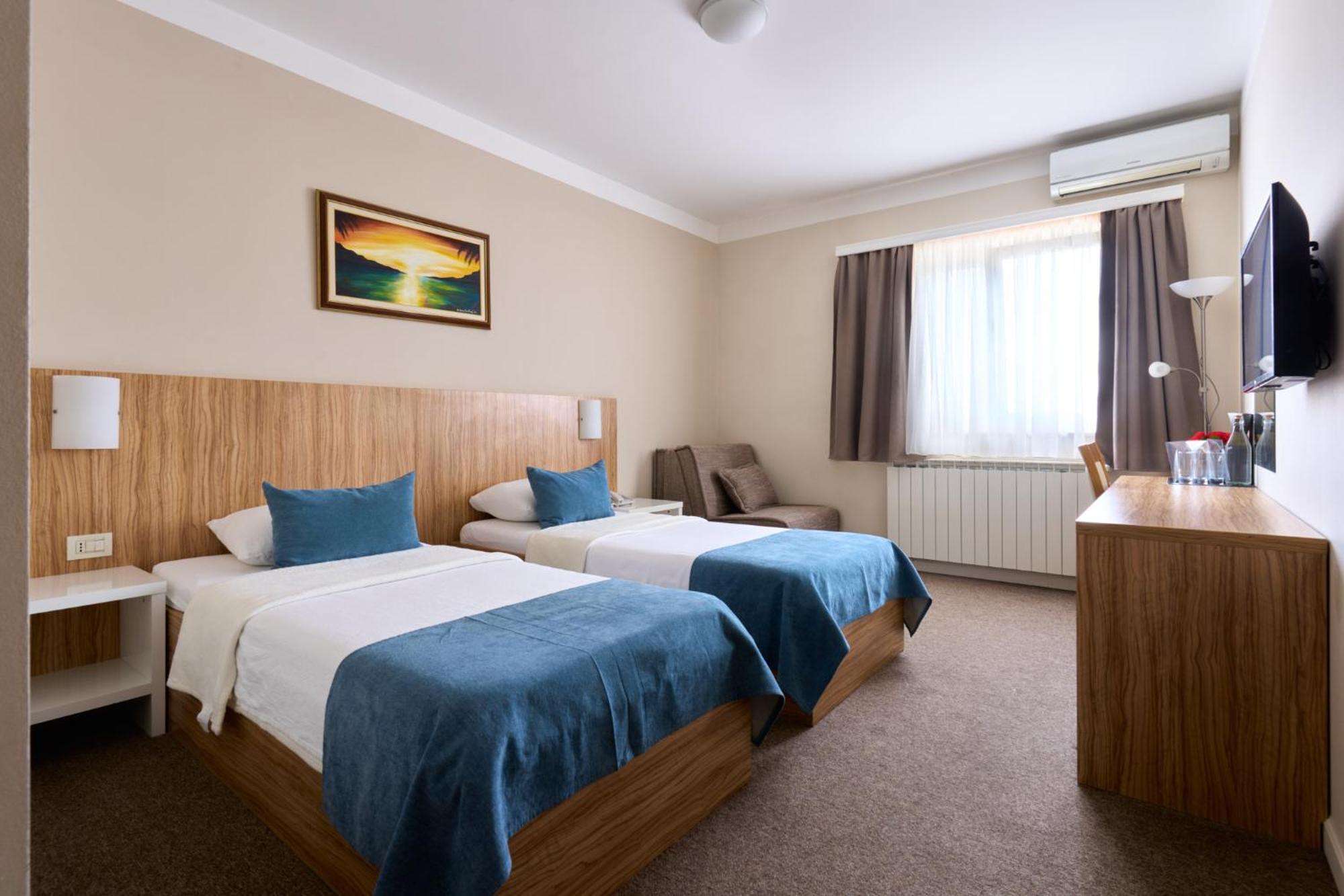 Hotel Phoenix Velika Gorica Room photo