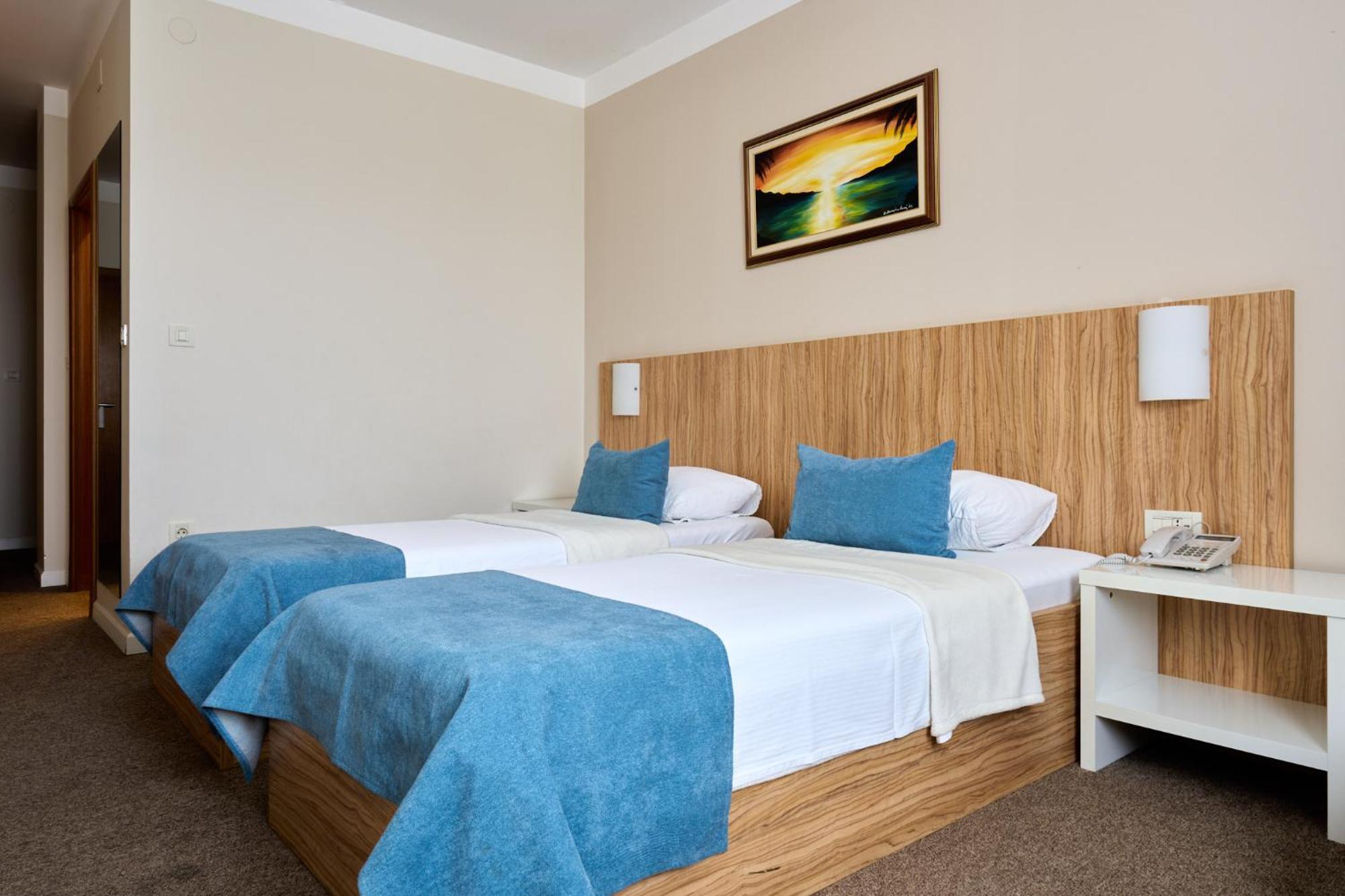 Hotel Phoenix Velika Gorica Room photo