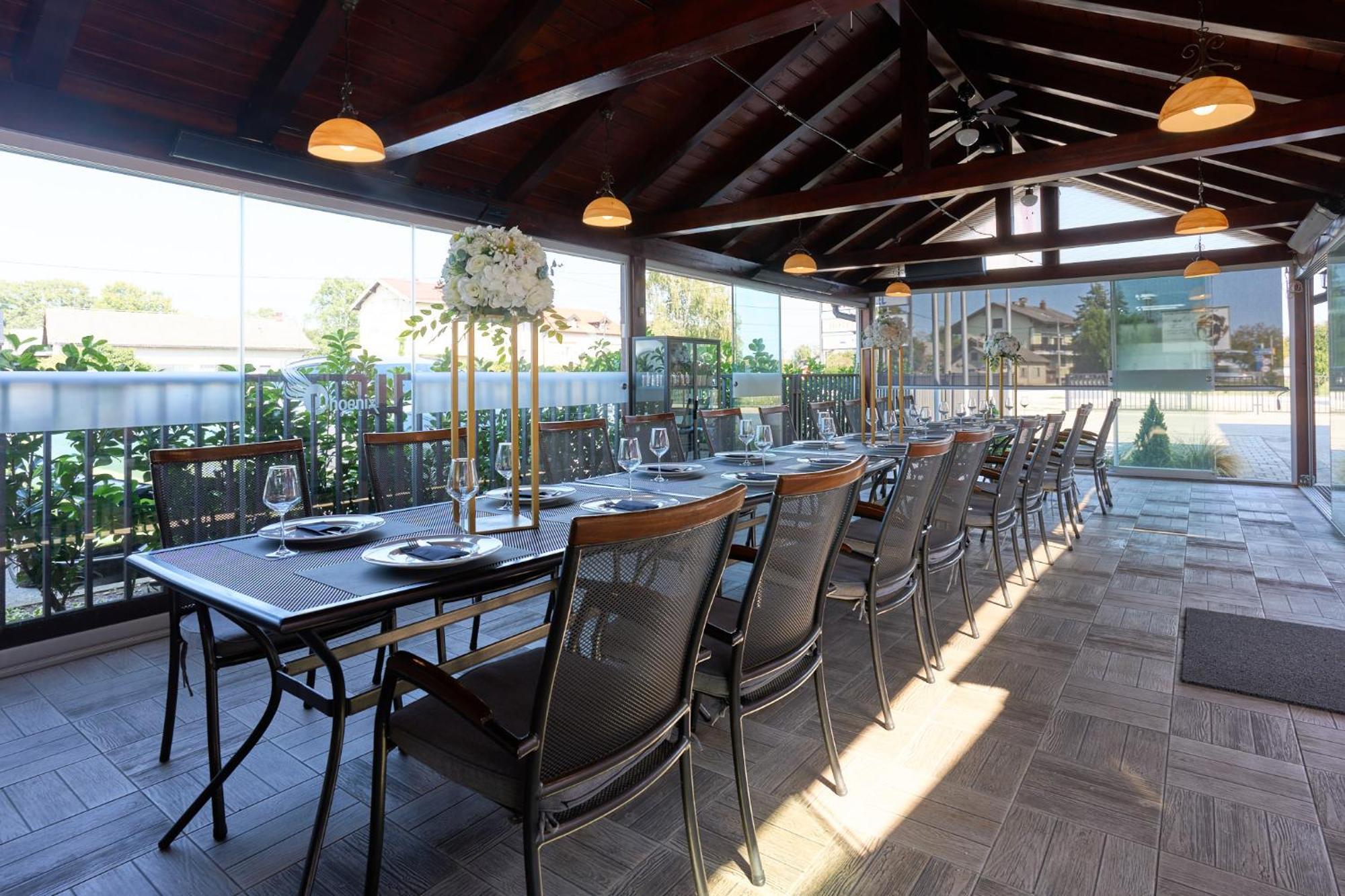 Hotel Phoenix Velika Gorica Exterior photo