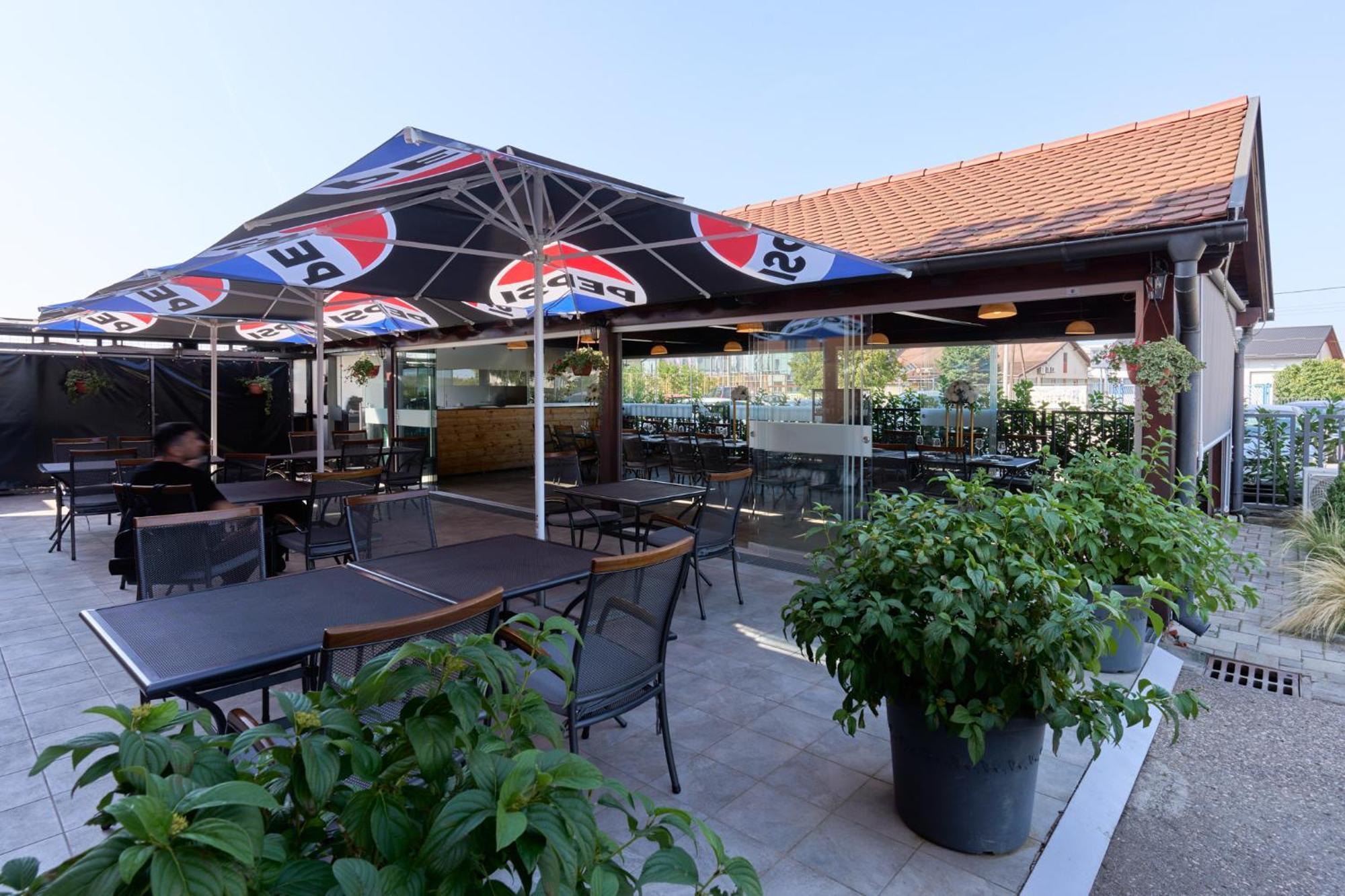 Hotel Phoenix Velika Gorica Exterior photo