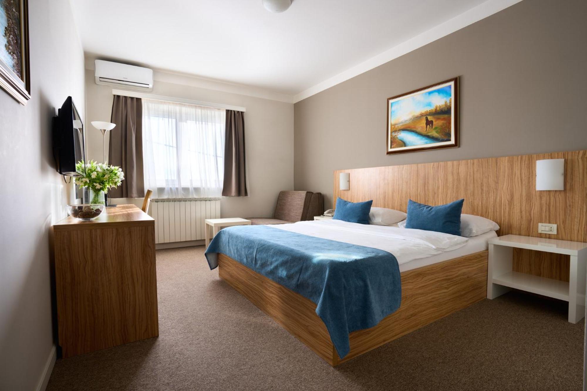 Hotel Phoenix Velika Gorica Room photo